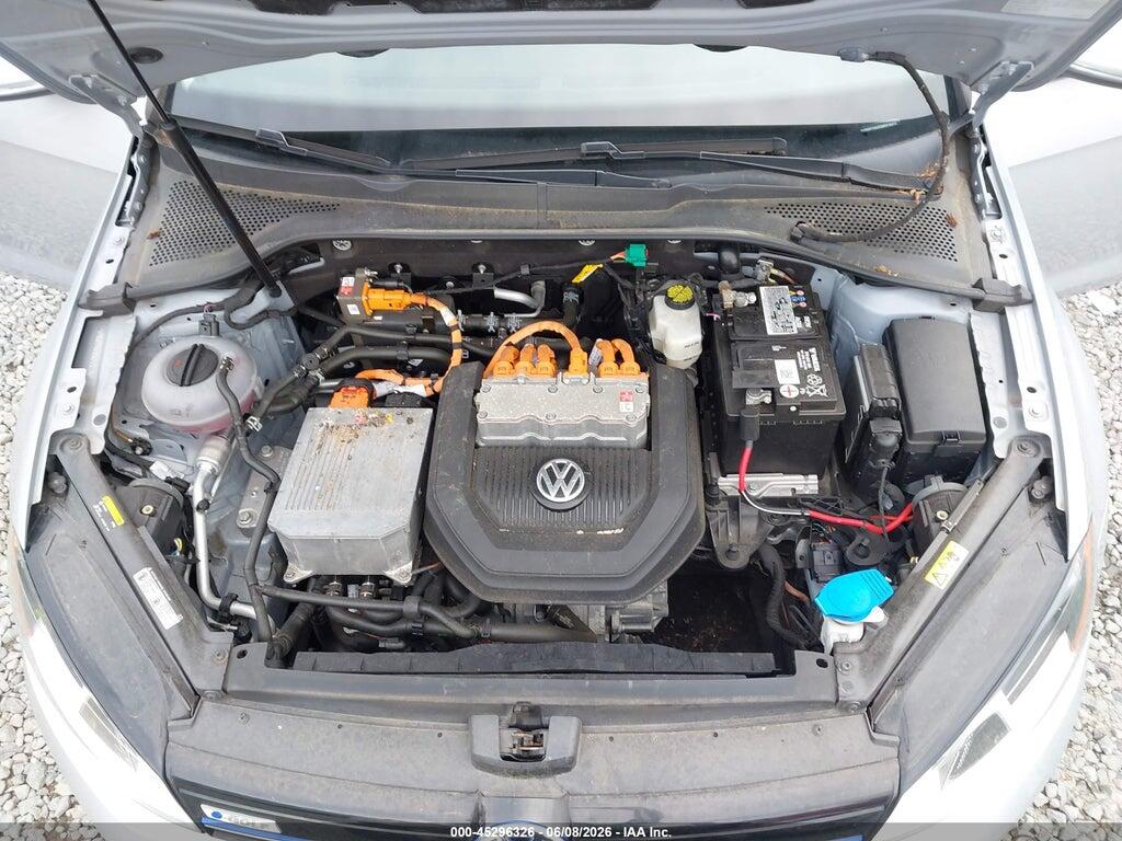 WVWKP7AU3GW915415 2016 VOLKSWAGEN E-GOLF photo no. 10