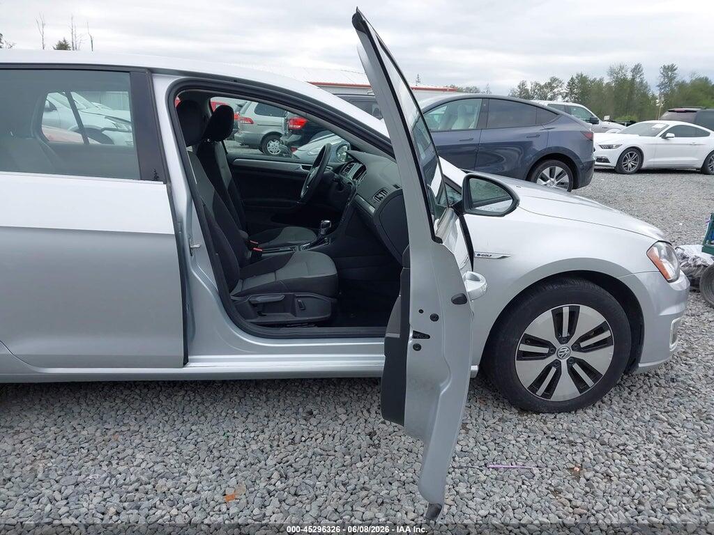 WVWKP7AU3GW915415 2016 VOLKSWAGEN E-GOLF photo no. 5