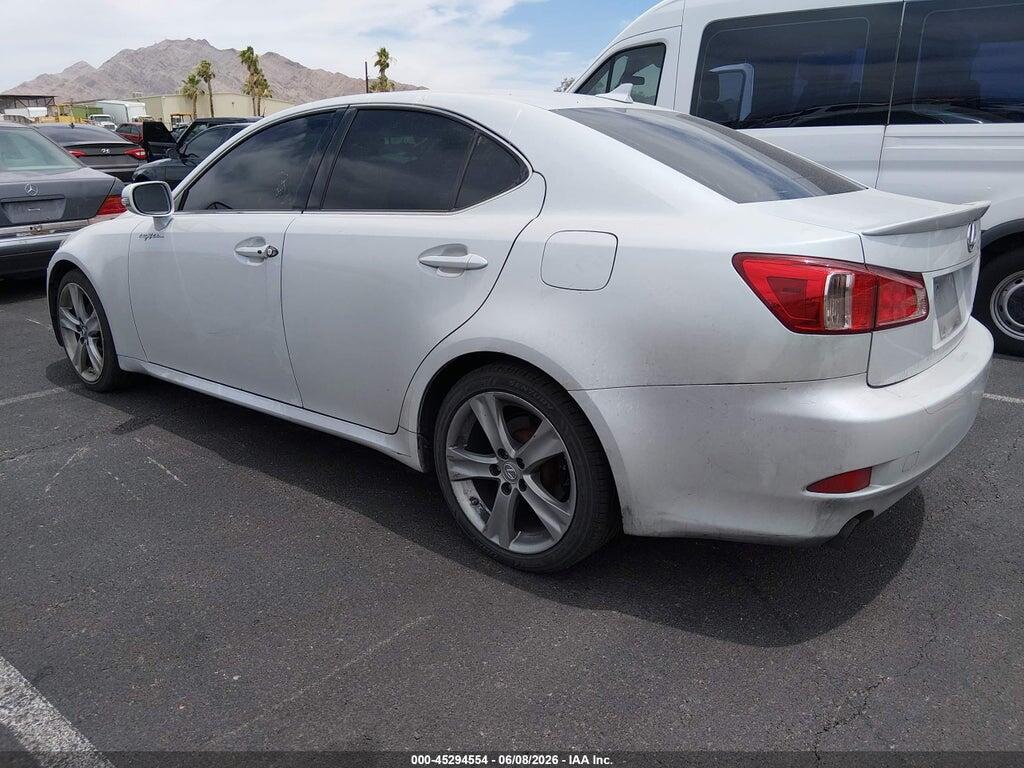 JTHBF5C2XB5138053 2011 LEXUS IS 250 photo no. 3