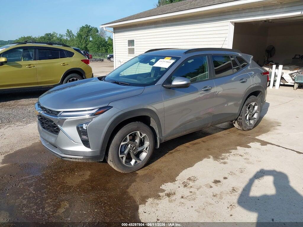 KL77LHEP4SC318826 2025 CHEVROLET TRAX photo no. 2