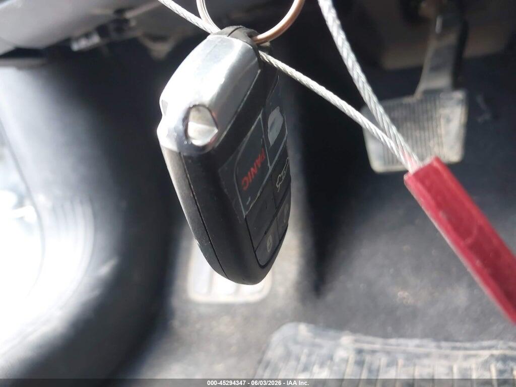 1C3CCCAB7FN719266 2015 CHRYSLER 200 photo no. 11