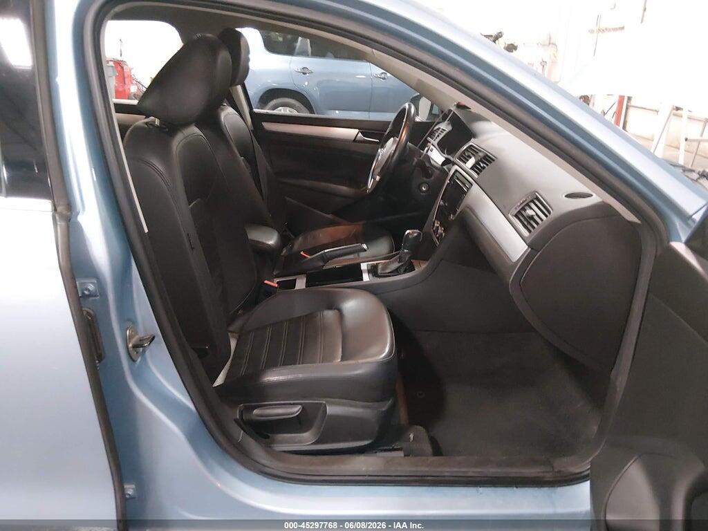 1VWBM7A34CC001280 2012 VOLKSWAGEN PASSAT photo no. 5
