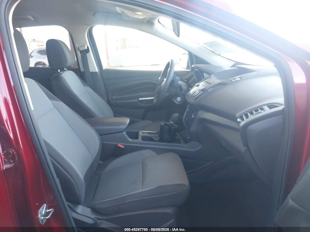 1FMCU0GD4HUD12638 2017 FORD ESCAPE photo no. 5