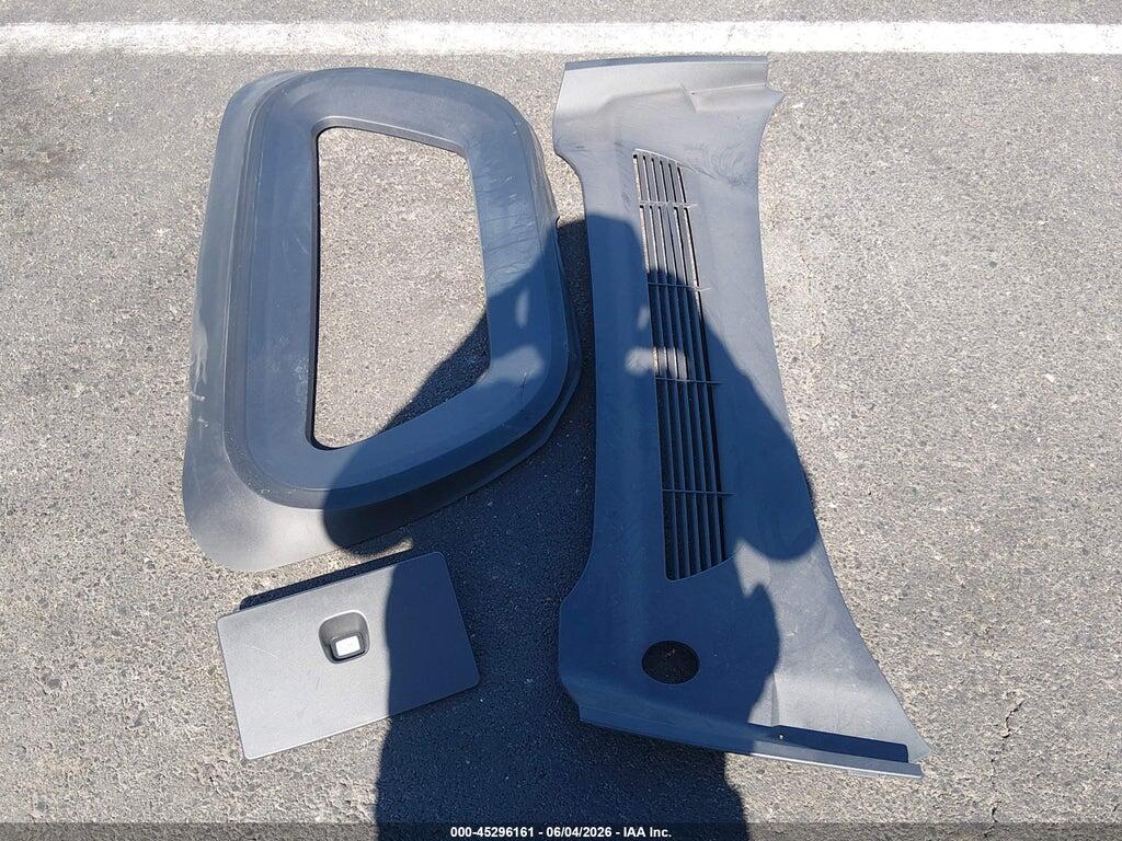 7SAYGDEE2PF923928 2023 TESLA MODEL Y photo no. 10