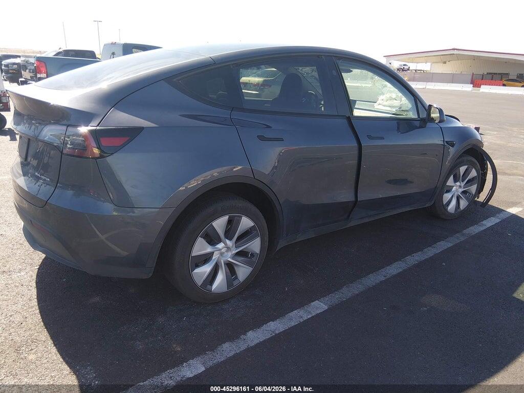 7SAYGDEE2PF923928 2023 TESLA MODEL Y photo no. 4