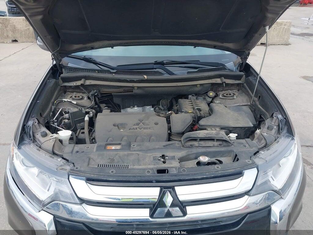 JA4AD3A38JZ064409 2018 MITSUBISHI OUTLANDER photo no. 10