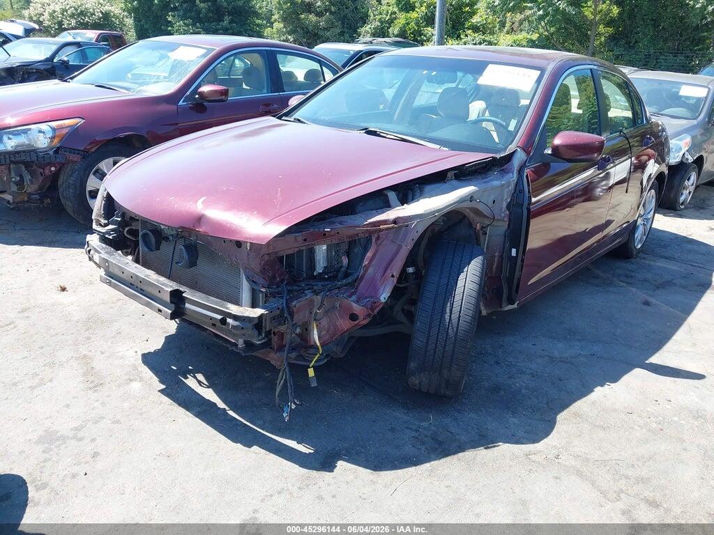 1HGCP2F84BA131609 2011 HONDA ACCORD photo no. 2