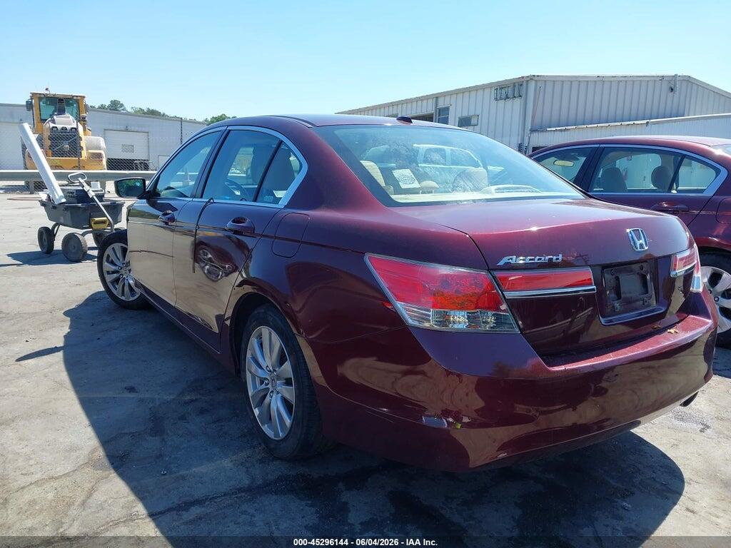 1HGCP2F84BA131609 2011 HONDA ACCORD photo no. 3