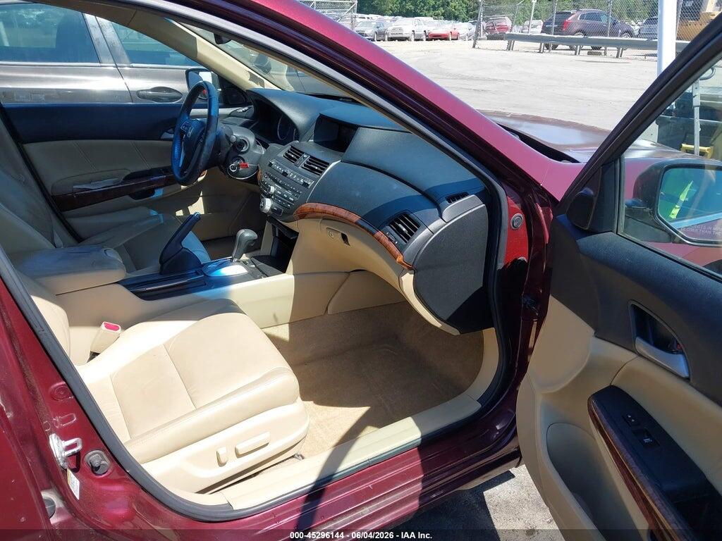 1HGCP2F84BA131609 2011 HONDA ACCORD photo no. 5