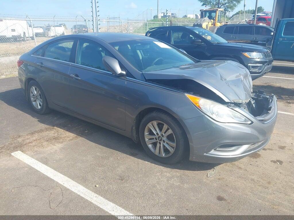5NPEB4AC0DH689000 2013 HYUNDAI SONATA photo no. 1