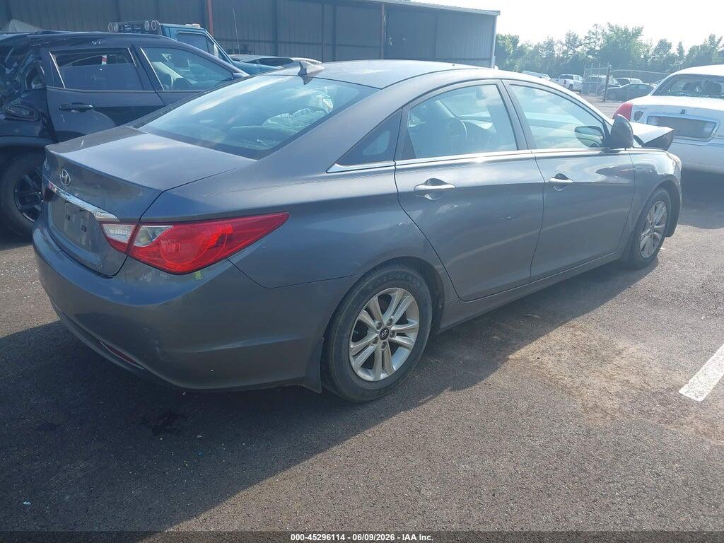5NPEB4AC0DH689000 2013 HYUNDAI SONATA photo no. 4