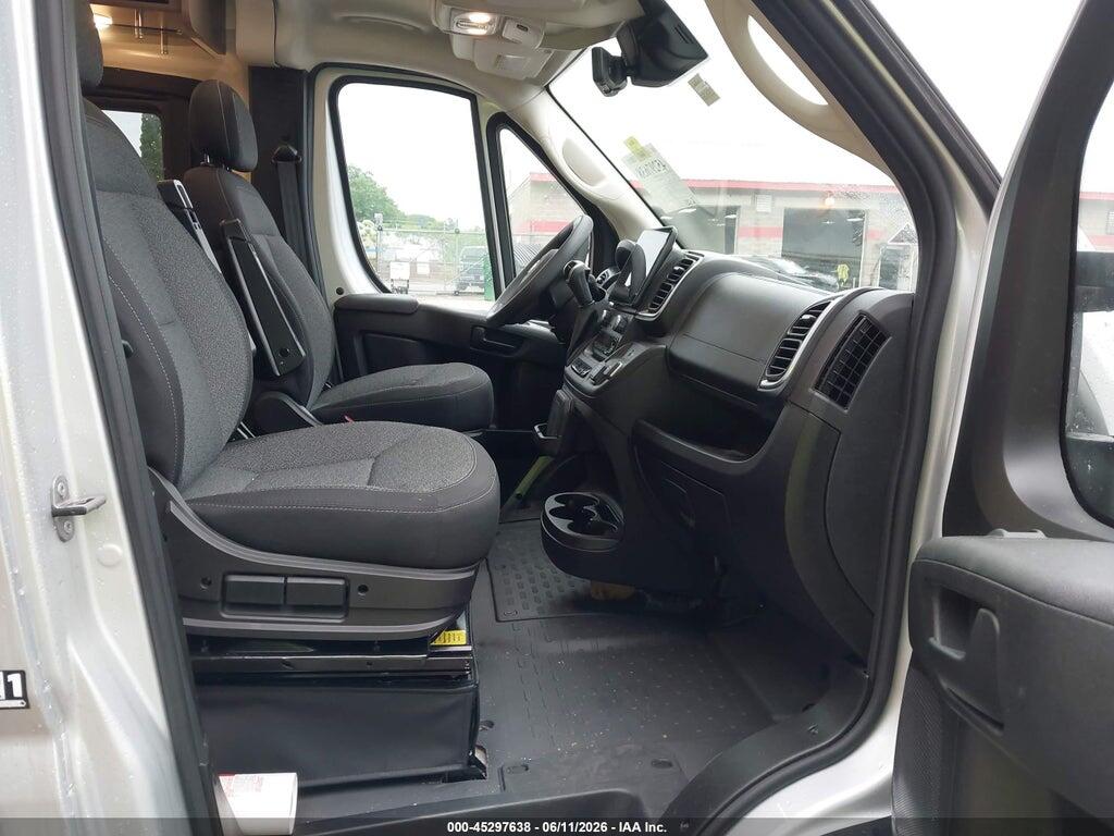 3C6LRVBG3SE547100 2025 RAM PROMASTER 1500 photo no. 5