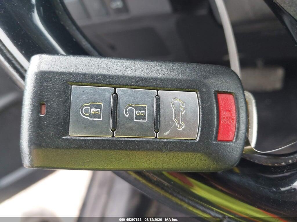 JA4AD3A3XHZ064986 2017 MITSUBISHI OUTLANDER photo no. 11