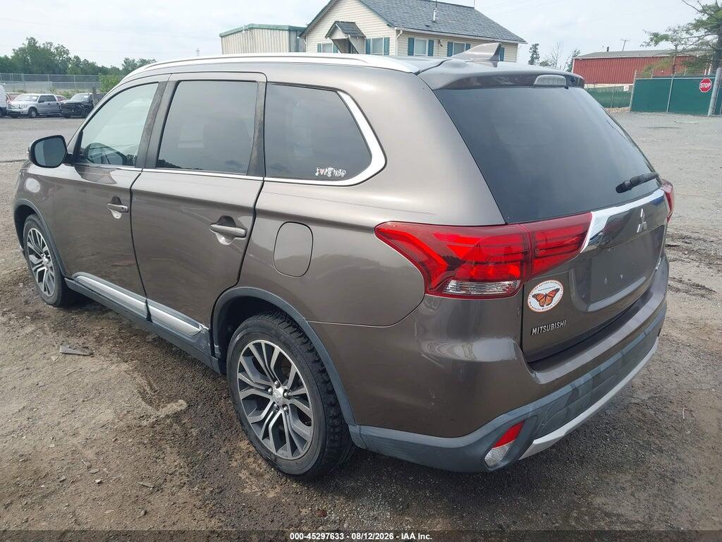 JA4AD3A3XHZ064986 2017 MITSUBISHI OUTLANDER photo no. 3