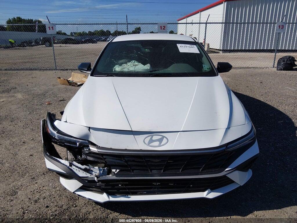KMHLM4DG2SU040216 2025 HYUNDAI ELANTRA photo no. 12