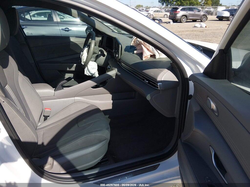 KMHLM4DG2SU040216 2025 HYUNDAI ELANTRA photo no. 5