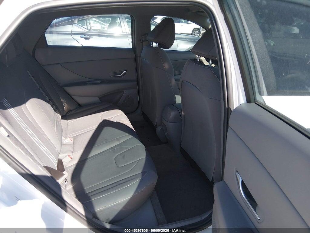 KMHLM4DG2SU040216 2025 HYUNDAI ELANTRA photo no. 8