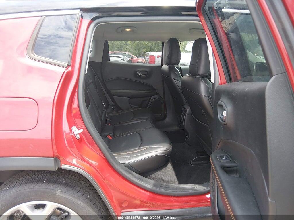 3C4NJDCB0JT354466 2018 JEEP COMPASS photo no. 8