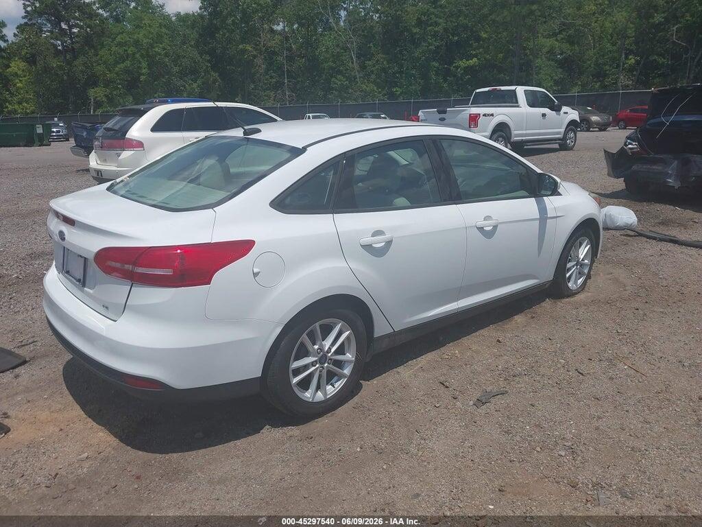 1FADP3F25HL269523 2017 FORD FOCUS photo no. 4
