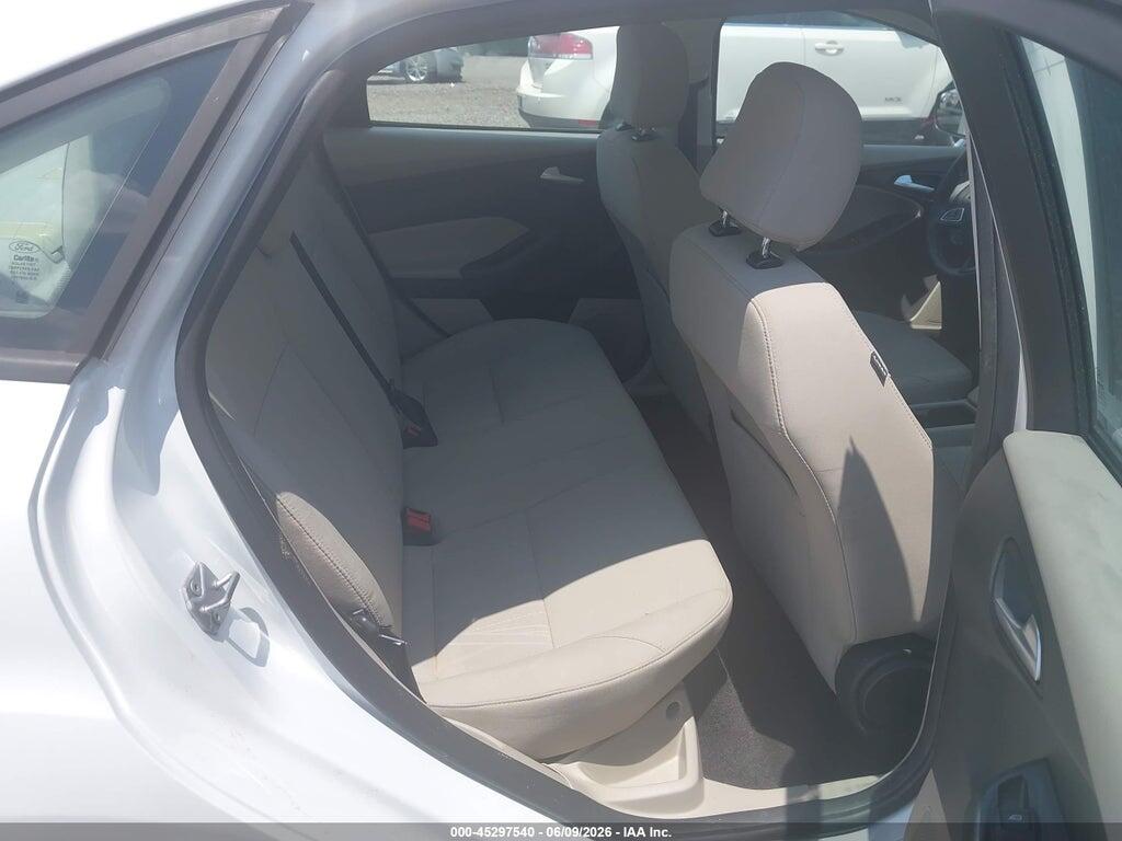 1FADP3F25HL269523 2017 FORD FOCUS photo no. 8
