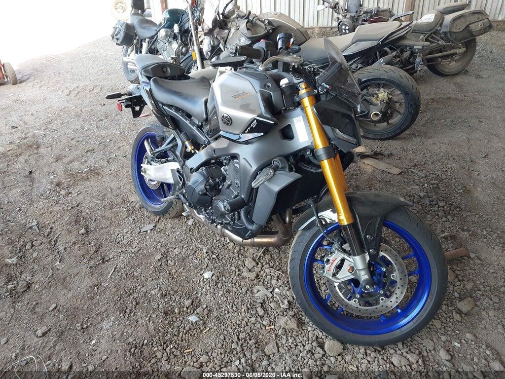 JYARN95E2SA002147 2025 YAMAHA MT09 photo no. 1