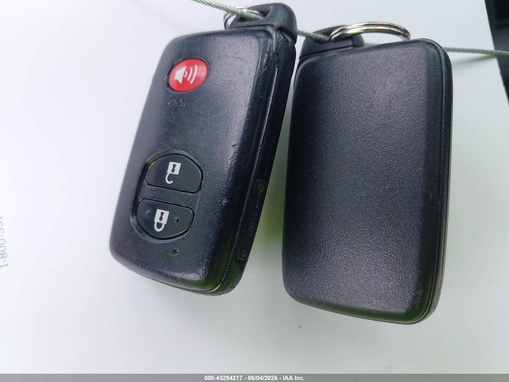 JTDZN3EU5C3038476 2012 TOYOTA PRIUS V photo no. 11