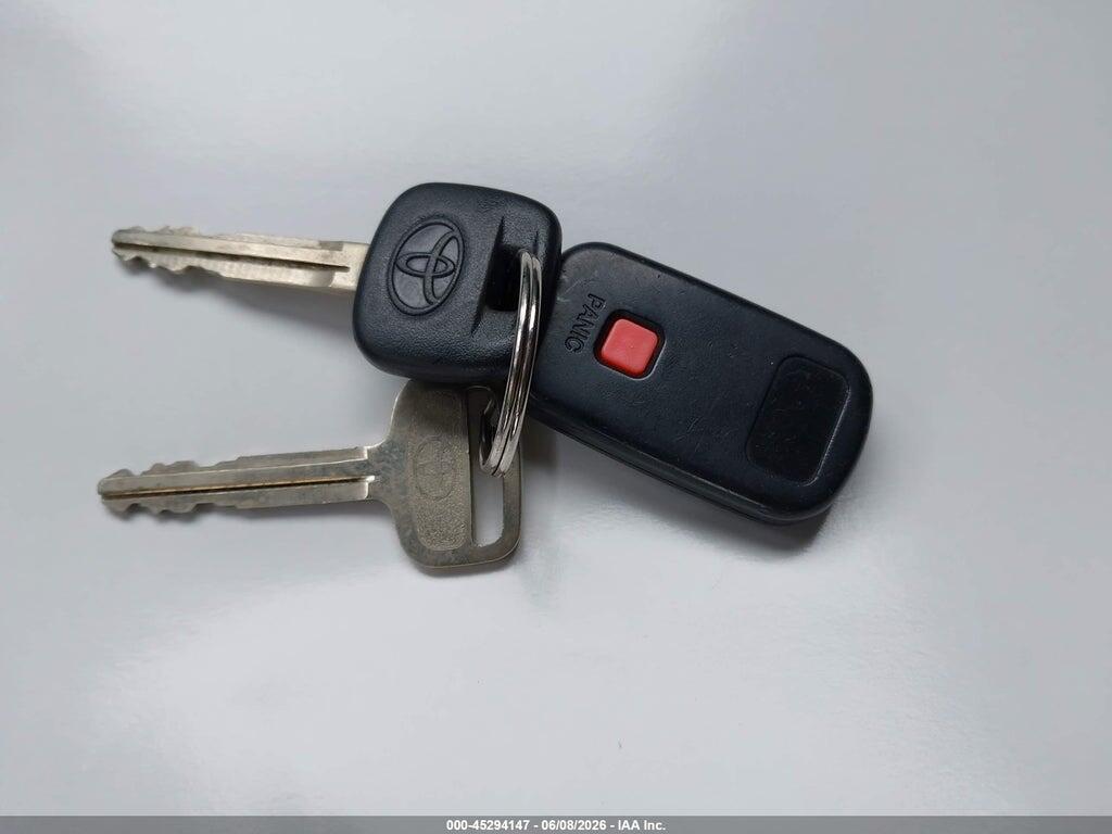 JTEBU11F170051583 2007 TOYOTA FJ CRUISER photo no. 11