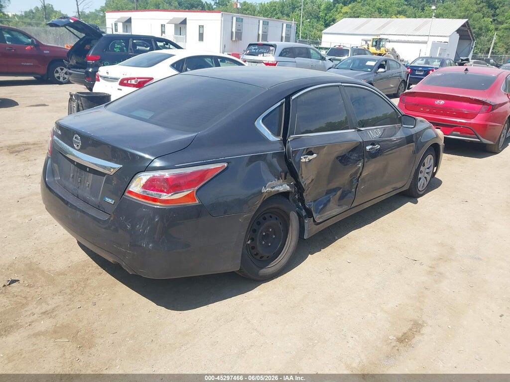 1N4AL3AP3DC260718 2013 NISSAN ALTIMA photo no. 4