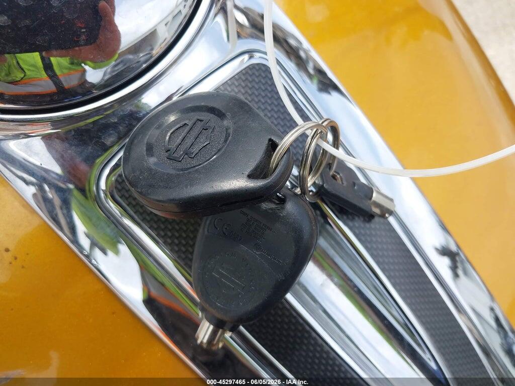 1HD1TEN18FB952170 2015 HARLEY-DAVIDSON FLHTKSE photo no. 11