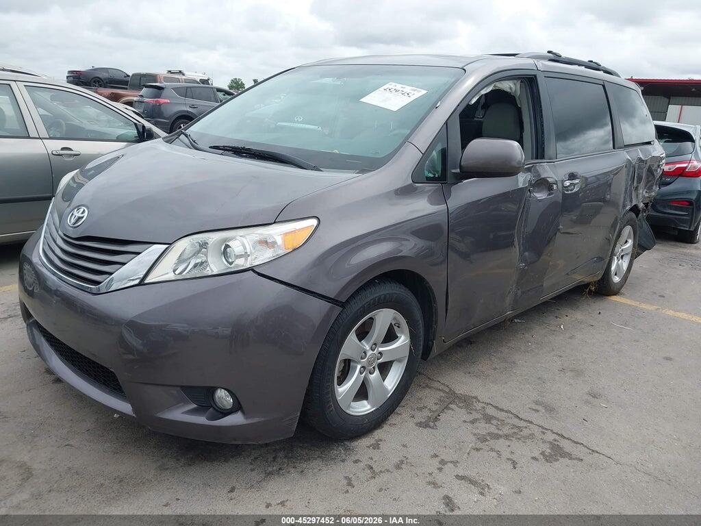 5TDYK3DCXCS233176 2012 TOYOTA SIENNA photo no. 2