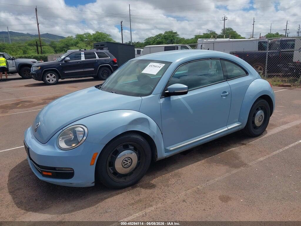 3VWJP7ATXCM657842 2012 VOLKSWAGEN BEETLE photo no. 2