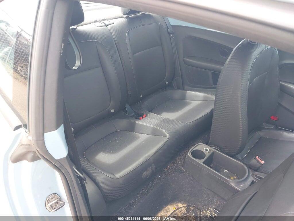 3VWJP7ATXCM657842 2012 VOLKSWAGEN BEETLE photo no. 8