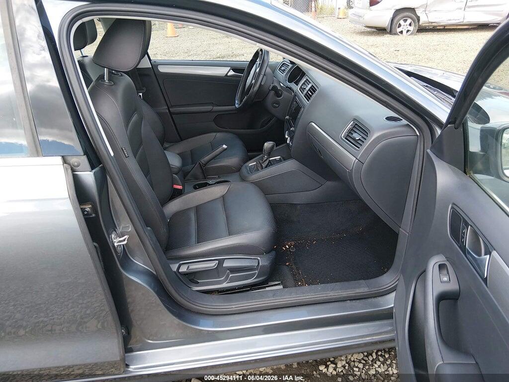 3VWDB7AJ0HM315656 2017 VOLKSWAGEN JETTA photo no. 5