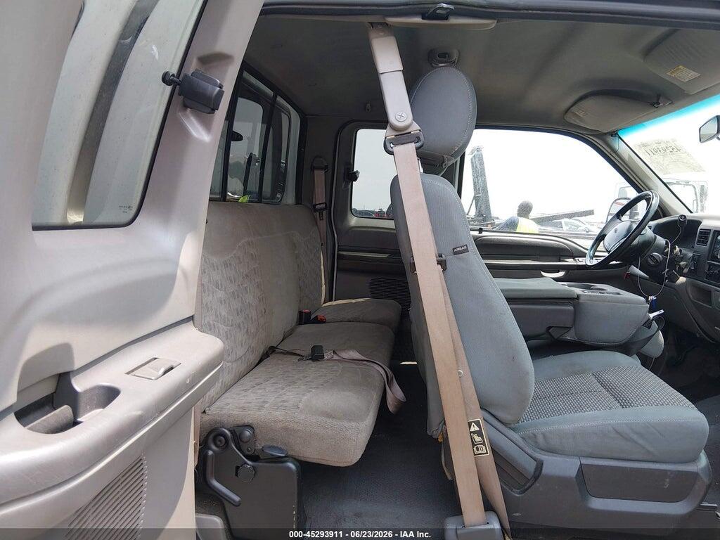 1FTNX21F3YEB97017 2000 FORD F-250 photo no. 8