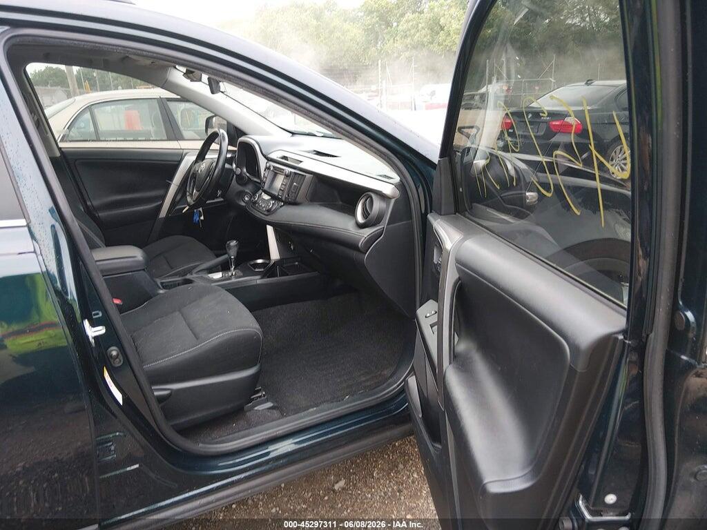 JTMWFREV2HD102230 2017 TOYOTA RAV4 photo no. 5