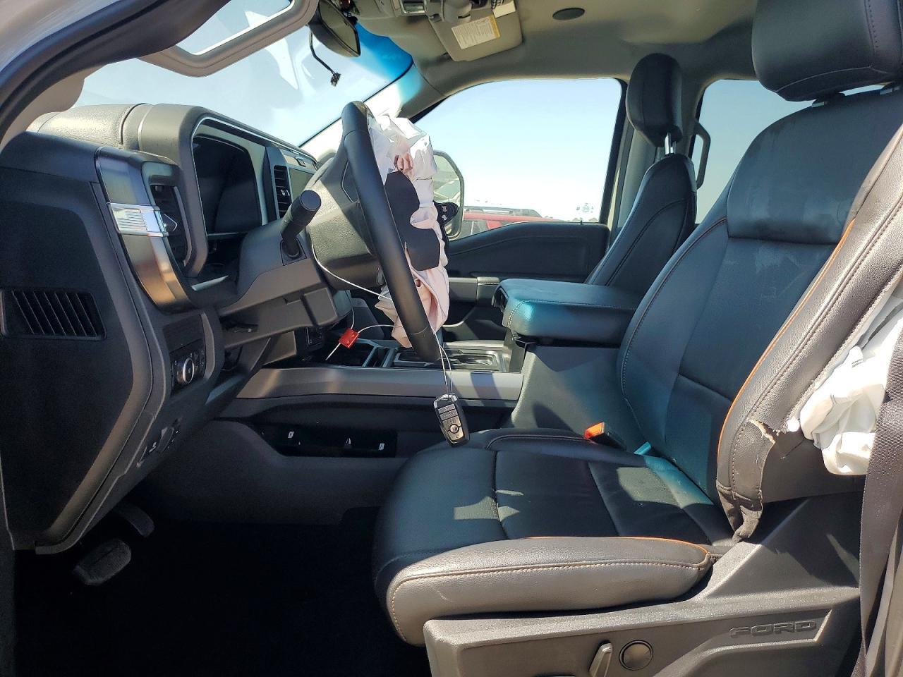 2026 FORD F250 SUPER DUTY — Фото 7 из 12