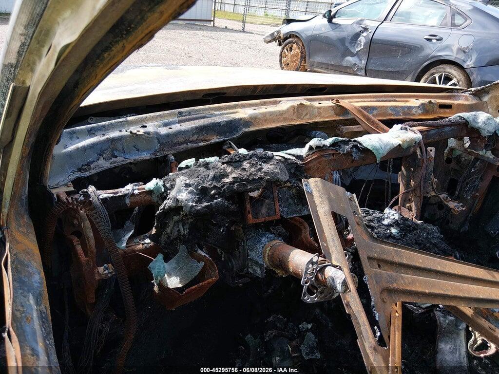 WAUEFAFL4EN005947 2014 AUDI A4 photo no. 7