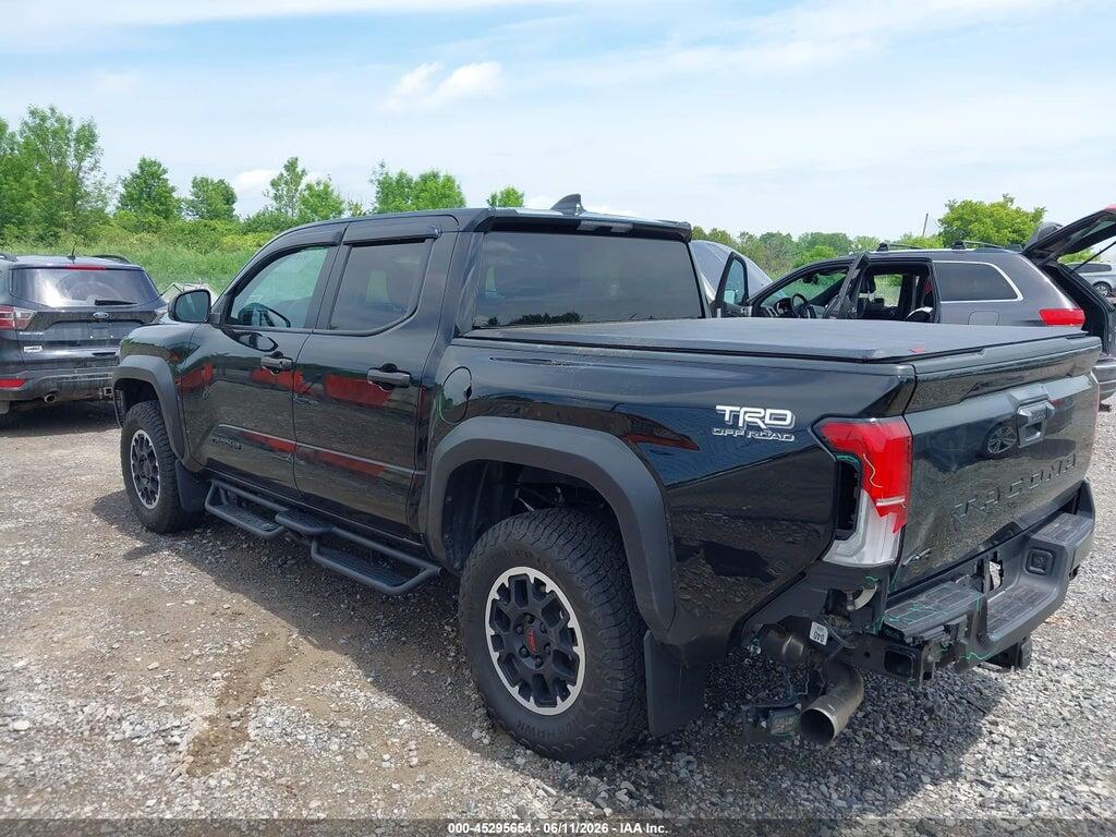 3TMLB5JN0RM015591 2024 TOYOTA TACOMA photo no. 3