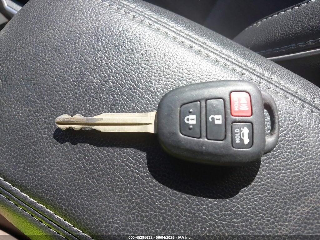 2T1BURHE4GC580239 2016 TOYOTA COROLLA photo no. 11