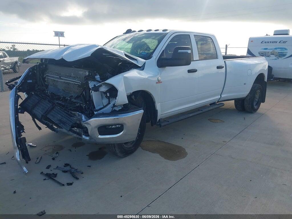 3C63RRGL1TG228622 2026 RAM 3500 photo no. 2