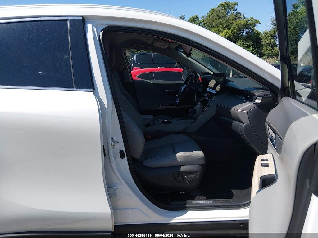 JTEAAAAH1RJ171841 2024 TOYOTA VENZA photo no. 5