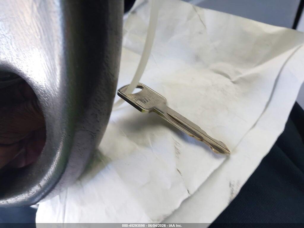 1FMNE11W59DA18091 2009 FORD E-150 photo no. 11