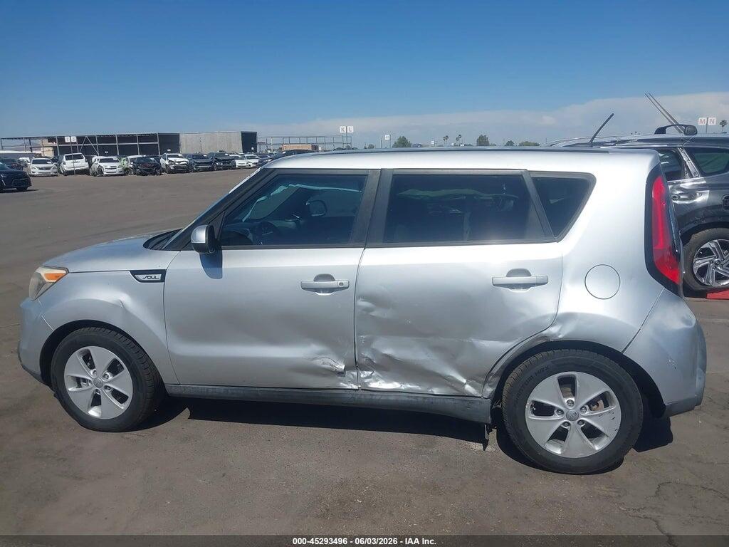 KNDJN2A25F7777906 2015 KIA SOUL photo no. 6