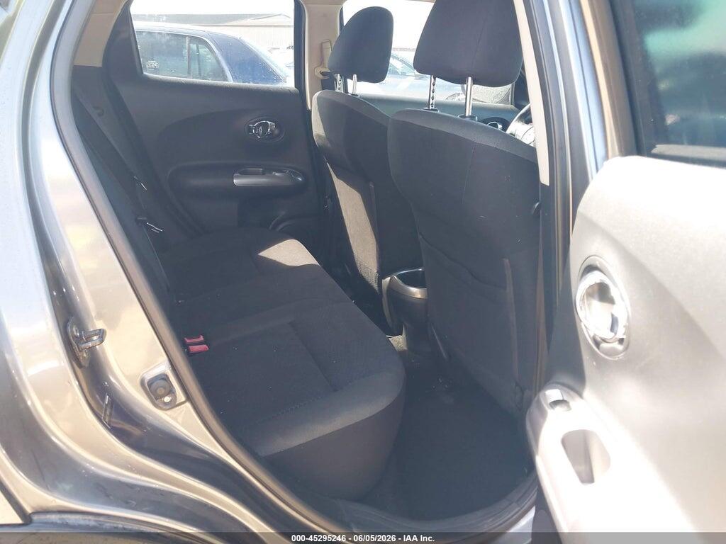 JN8AF5MR5BT013129 2011 NISSAN JUKE photo no. 8