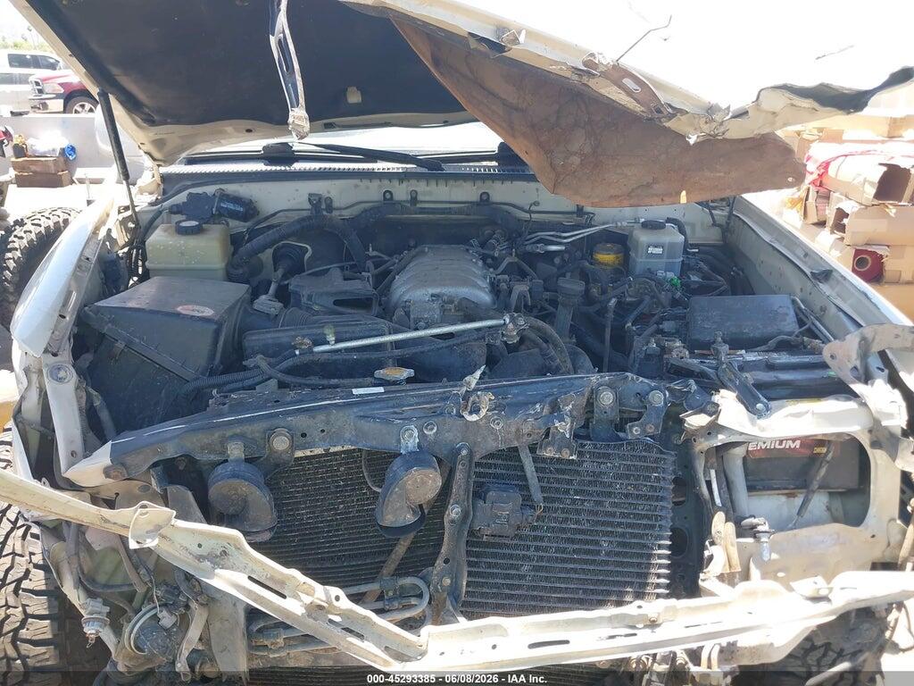 JTJHT00W443540743 2004 LEXUS LX 470 photo no. 10
