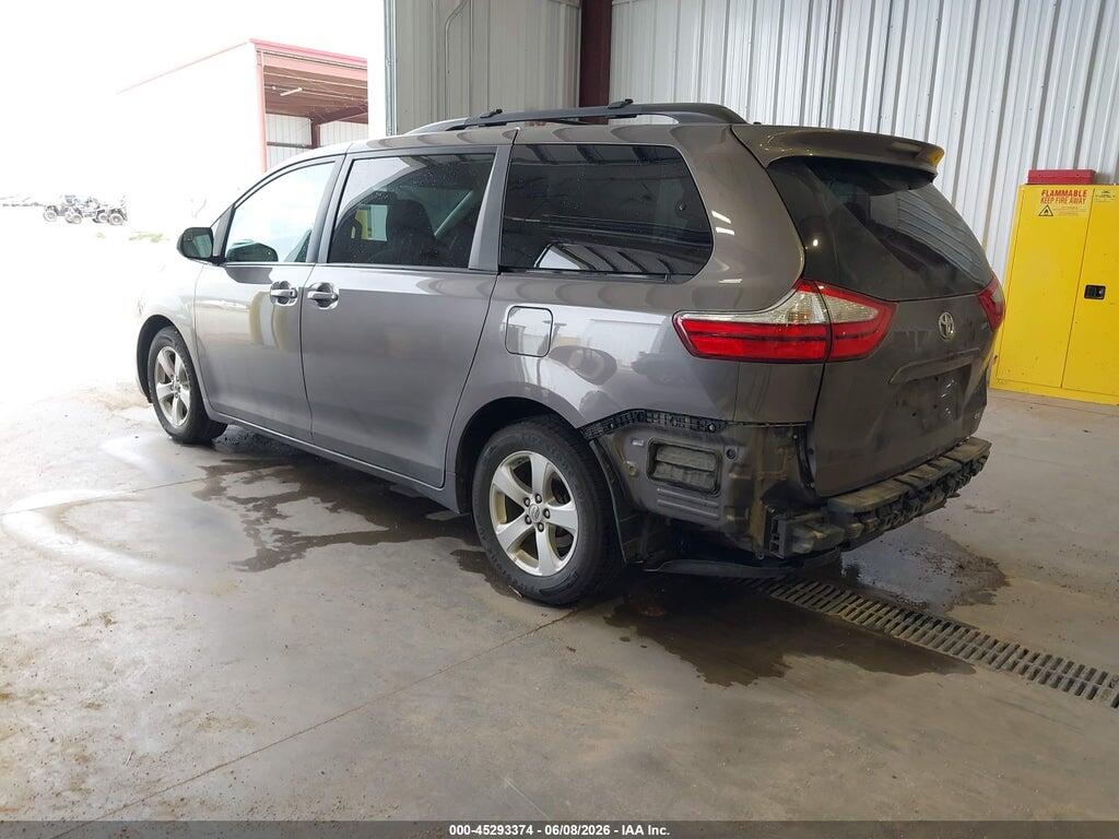 5TDKZ3DC6HS849725 2017 TOYOTA SIENNA photo no. 3
