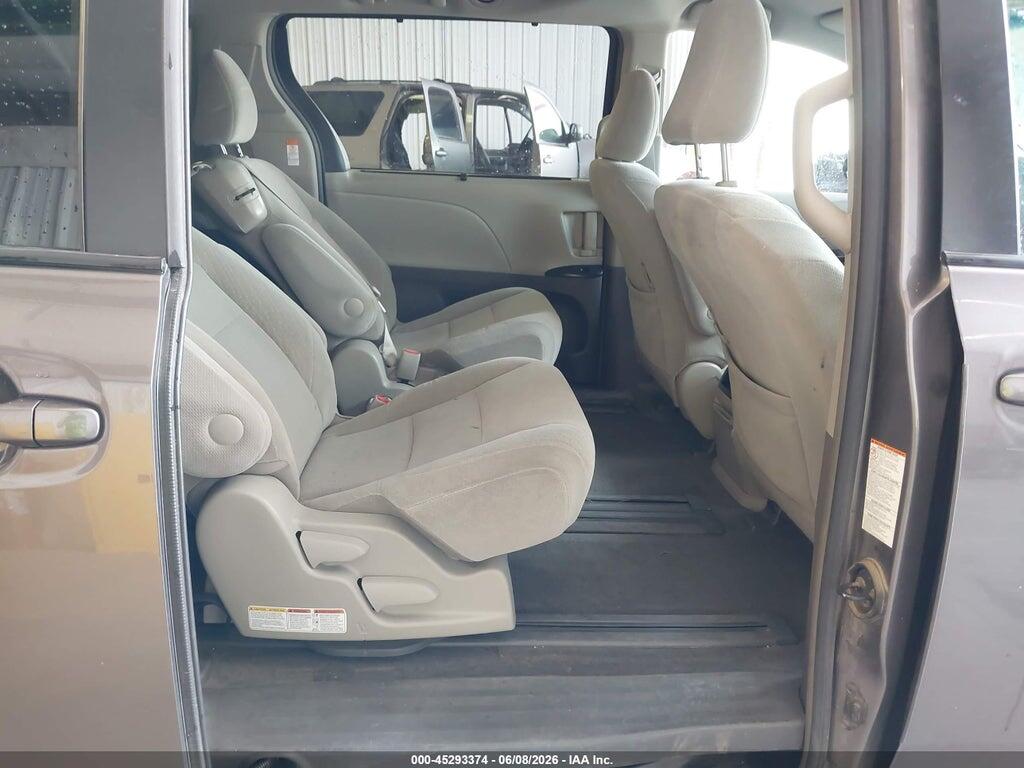 5TDKZ3DC6HS849725 2017 TOYOTA SIENNA photo no. 8
