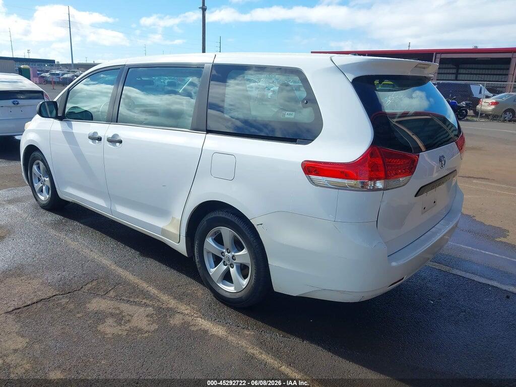 5TDZK3DC1ES429465 2014 TOYOTA SIENNA photo no. 3