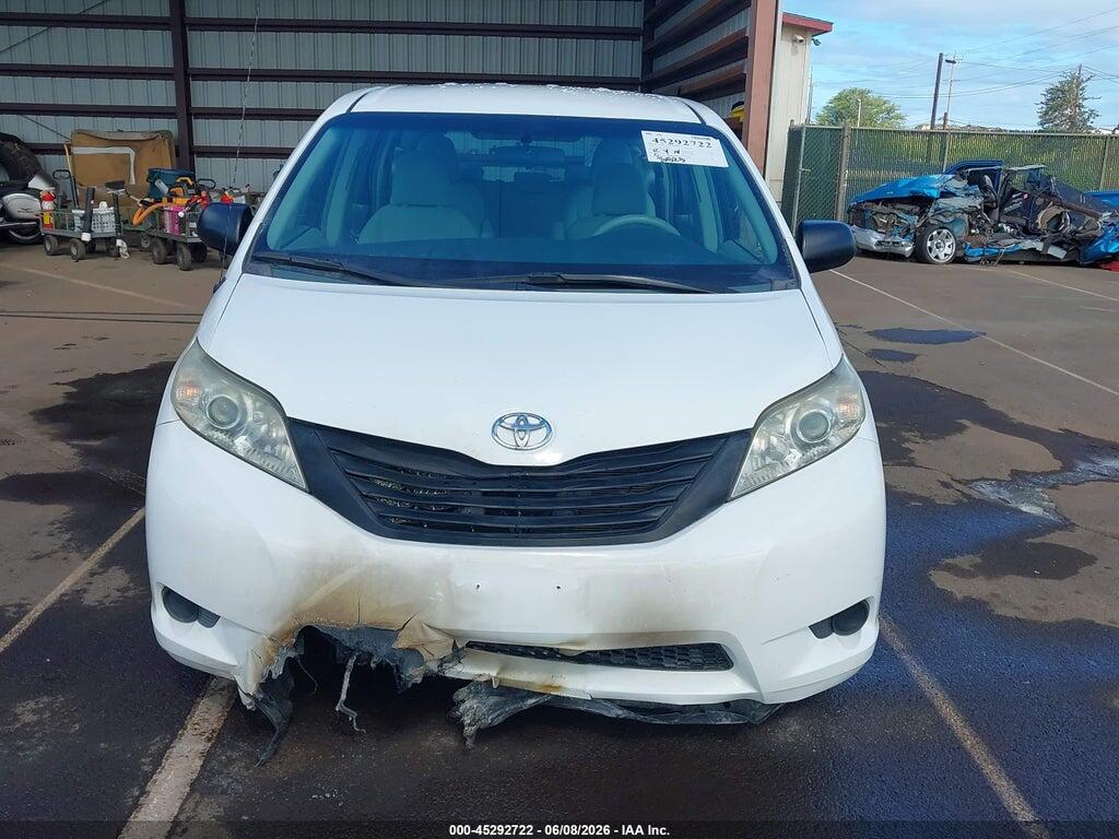 5TDZK3DC1ES429465 2014 TOYOTA SIENNA photo no. 6
