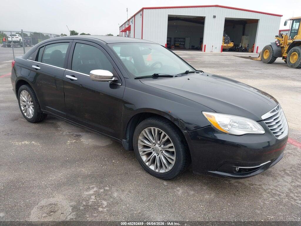 1C3BC2FG9BN517551 2011 CHRYSLER 200 photo no. 1